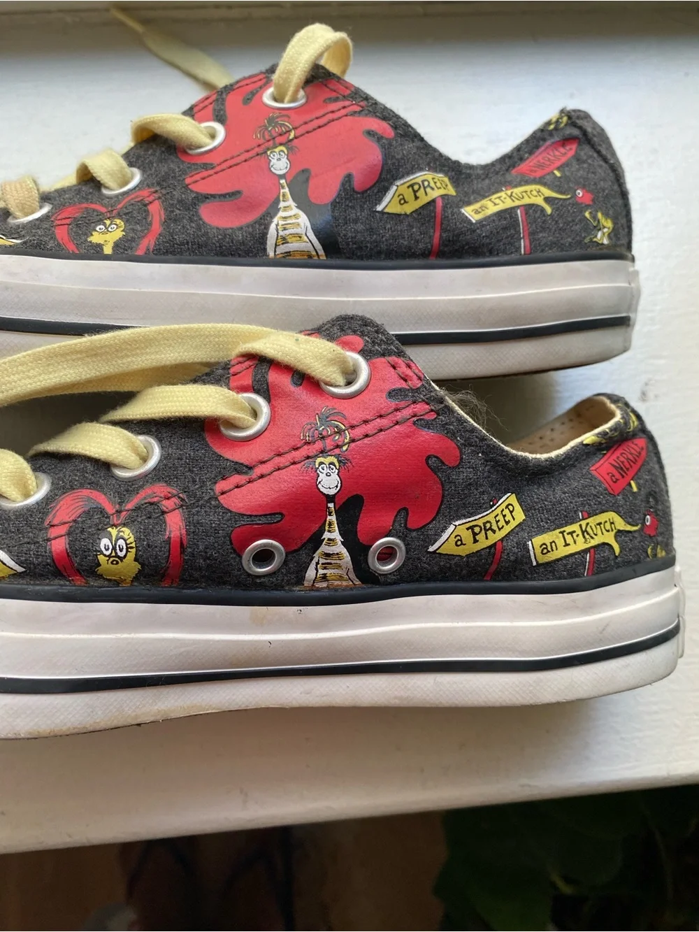 Converse Unisex Kids Black & Red Cartoon Canvas Sneakers with Yellow Laces